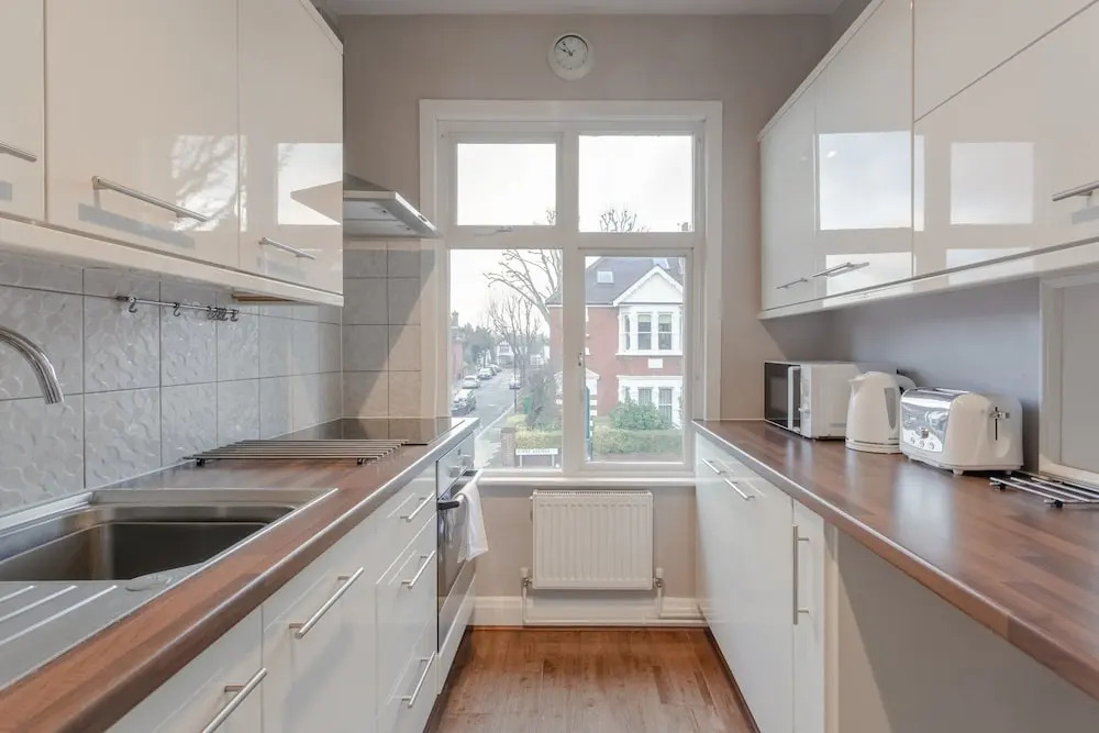 Large Family Apartment in Peaceful Area