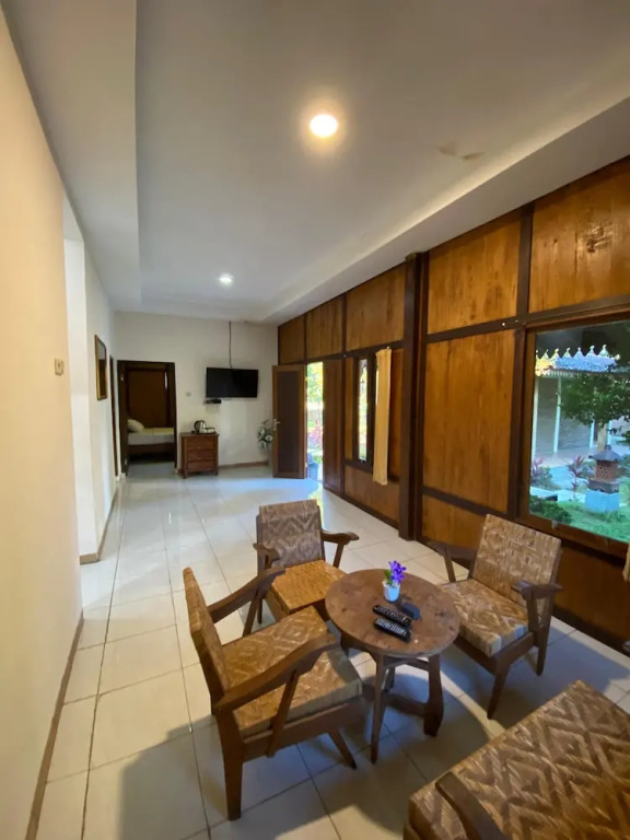 Borobudur Karanganyar House