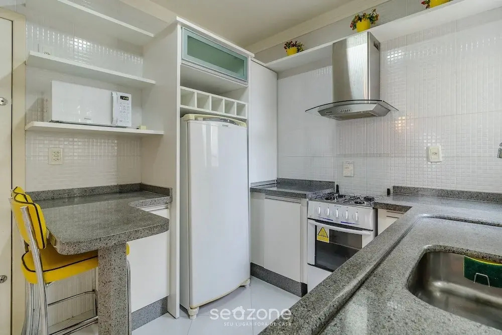 Complete apt w Privileged Location Floripa Csu0402