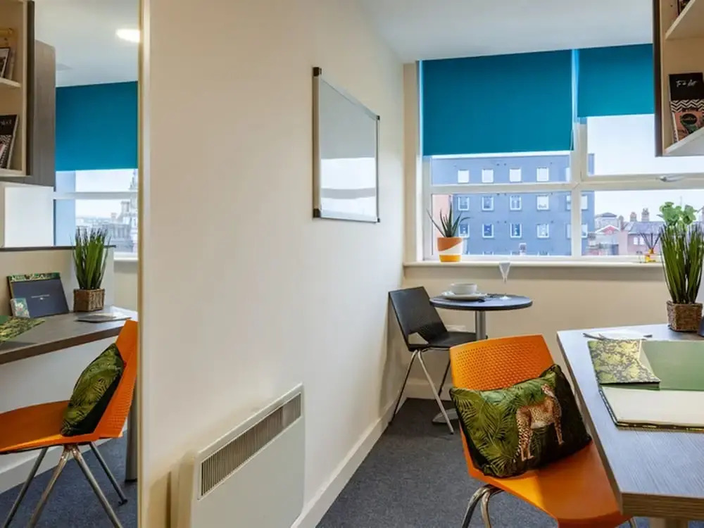 Rooms & Studios for STUDENTS Only BOLTON