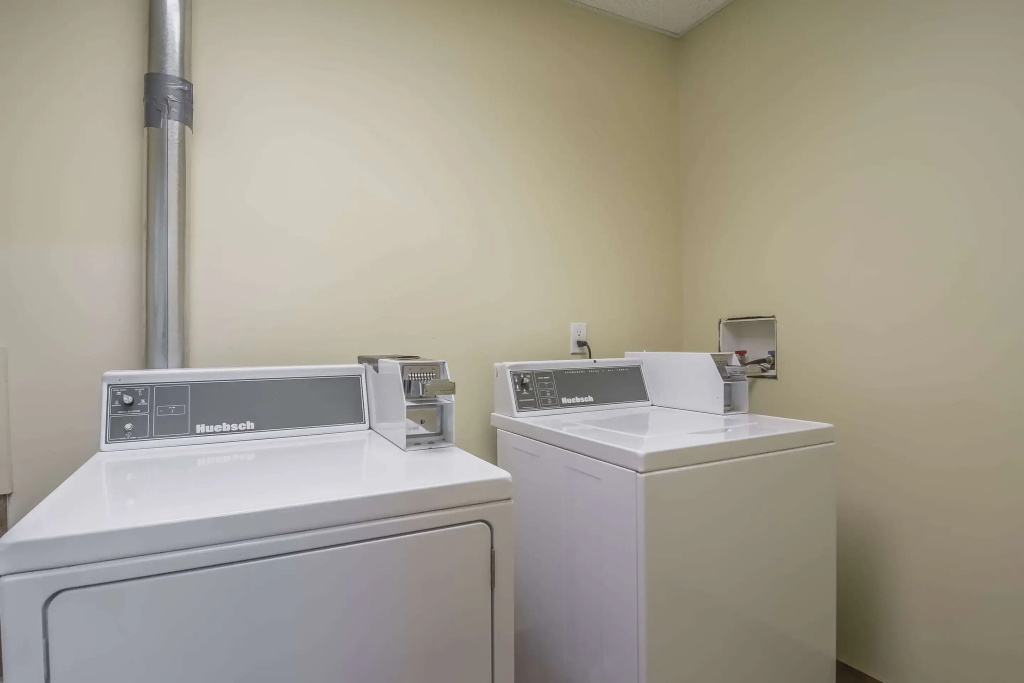 Comfort Inn & Suites Edson - Yellowhead Highway