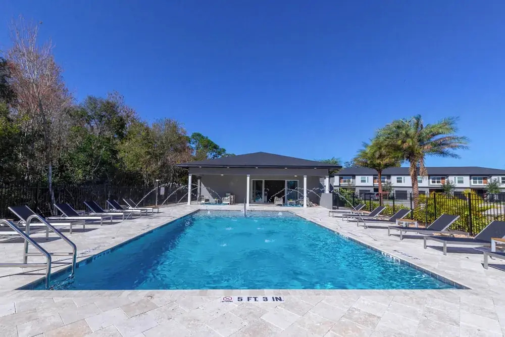Luxury Vacation Home With Splash Pool/bbq 03
