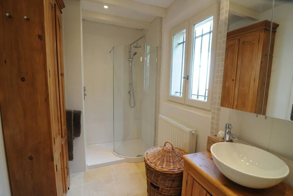 Luxury 3 bedroom villa with pool