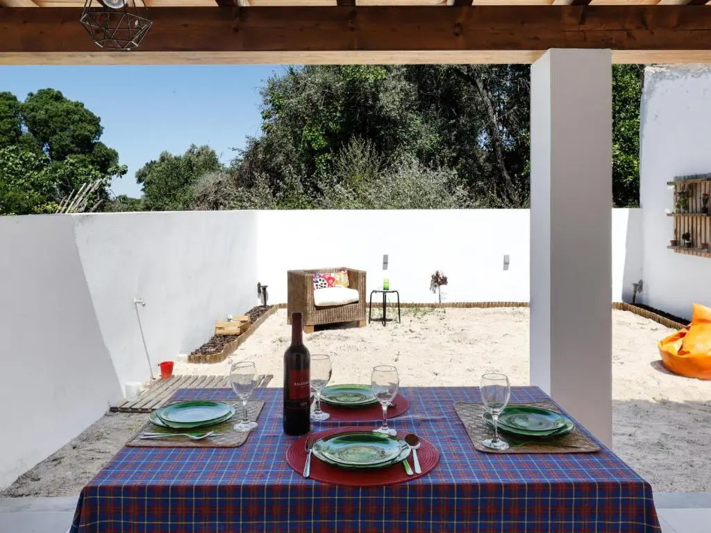 Casa da Fonte / Fountain House