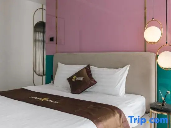 Luxhome Mekong Hotel