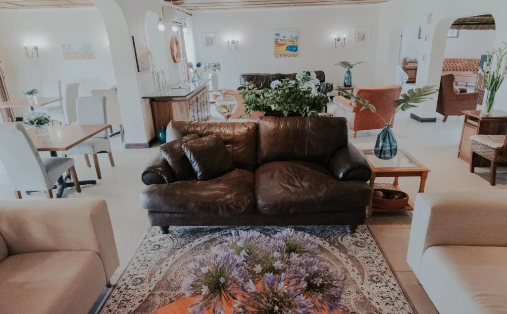 Cana Vineyard Guesthouse