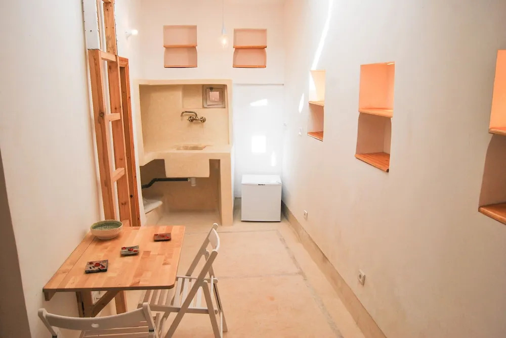 White Riad Apartment