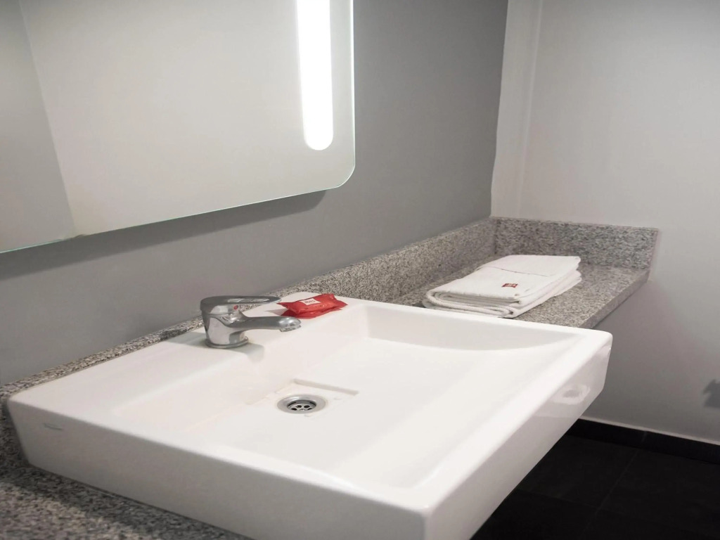 ibis Pilar