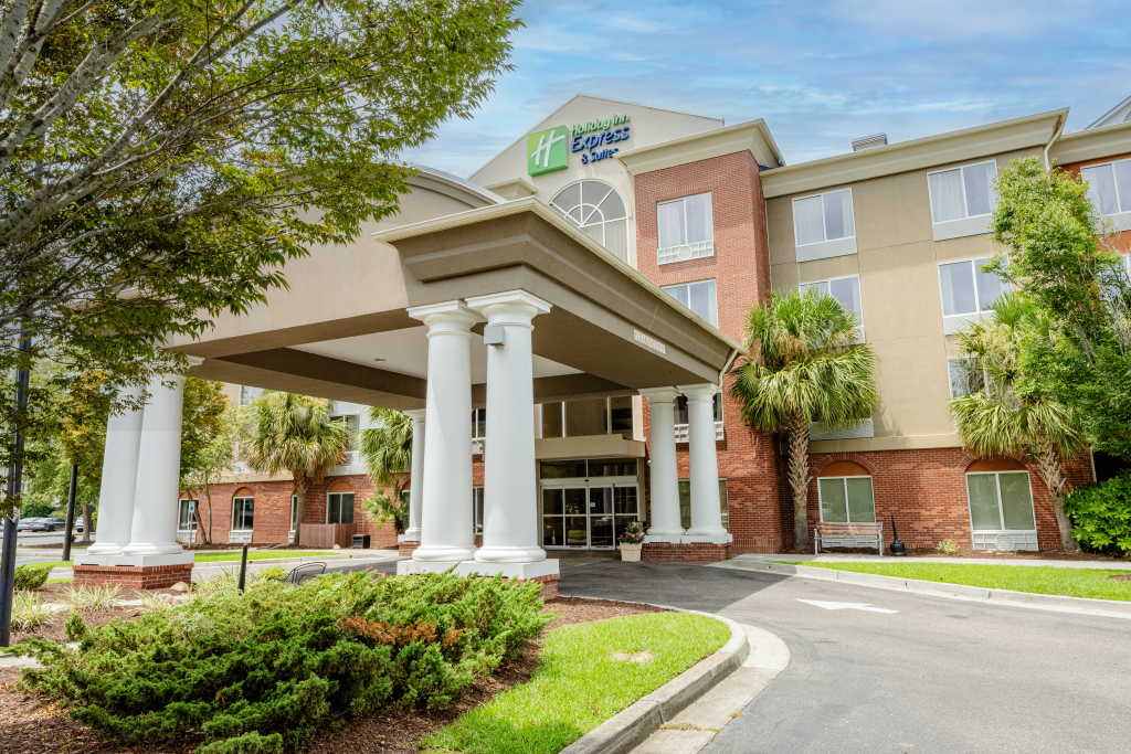 Holiday Inn Express Hotel & Suites Charleston - North by IHG