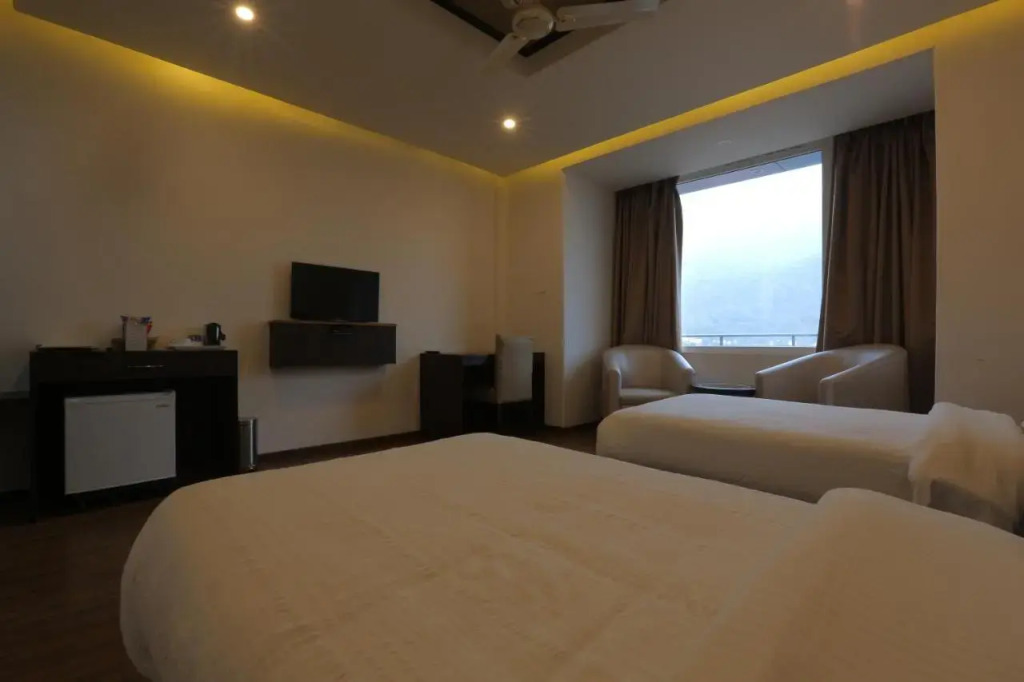 Hotel Vasundhara Palace
