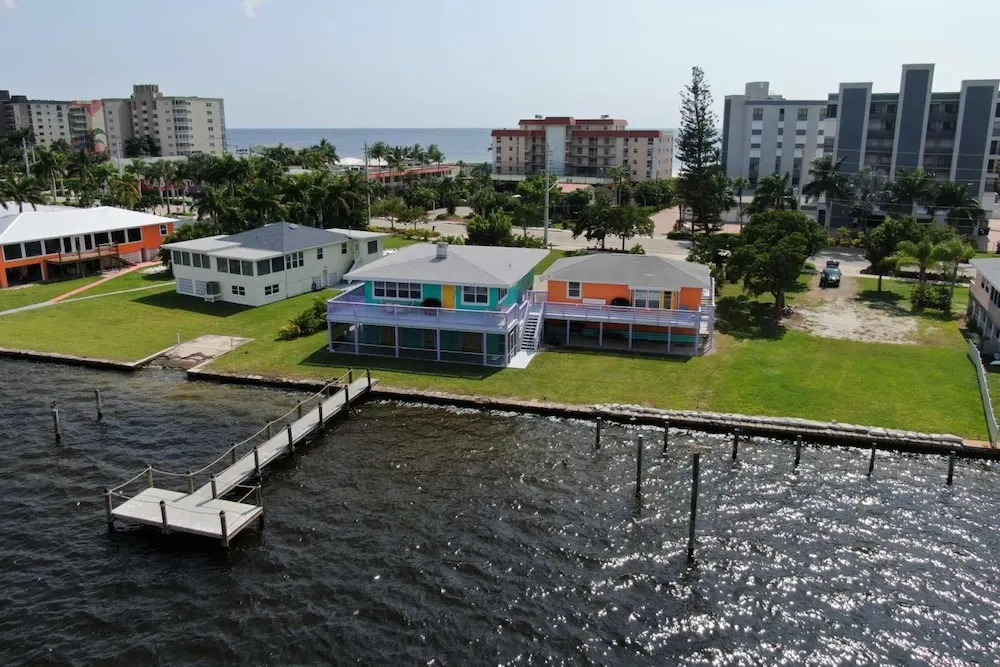 Bayside Bungalow 3 - Beautiful Bay Views