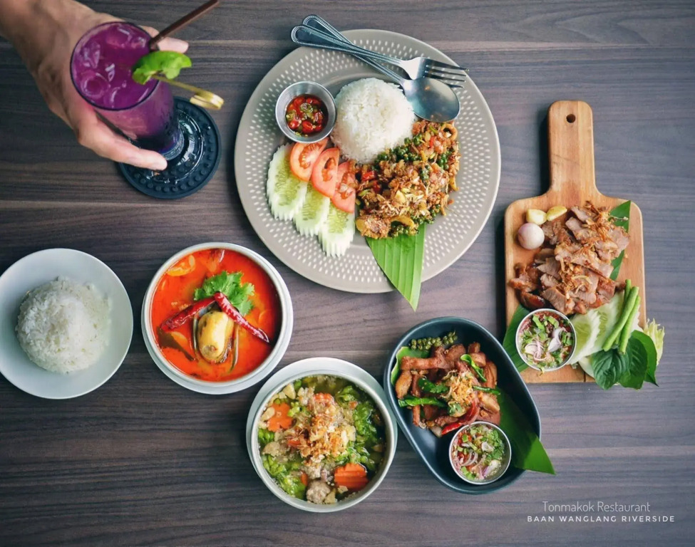 Baan Wanglang Riverside, Bangkok