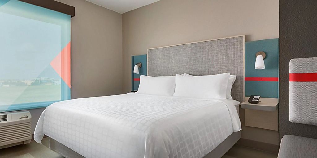 avid hotels - Lancaster by IHG