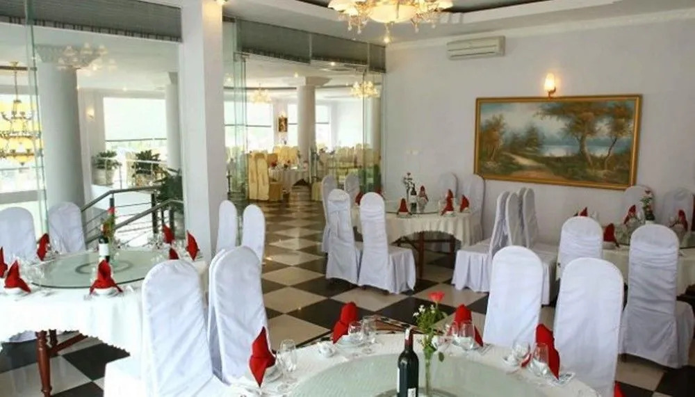 Vietnam Trade Union Hotel in Halong