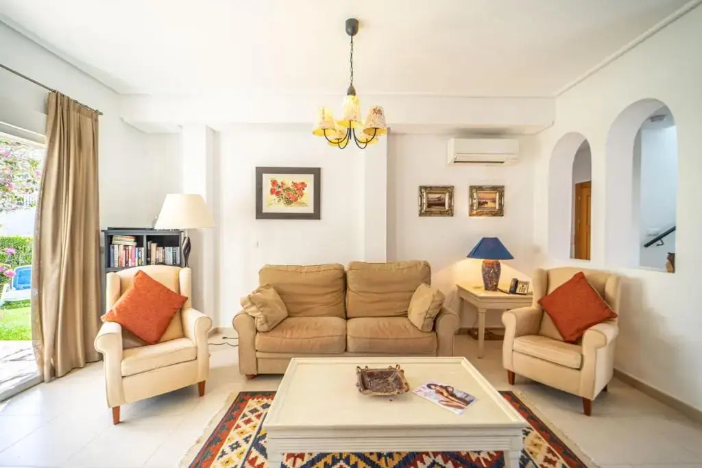 Spacious Villa - DN32LT