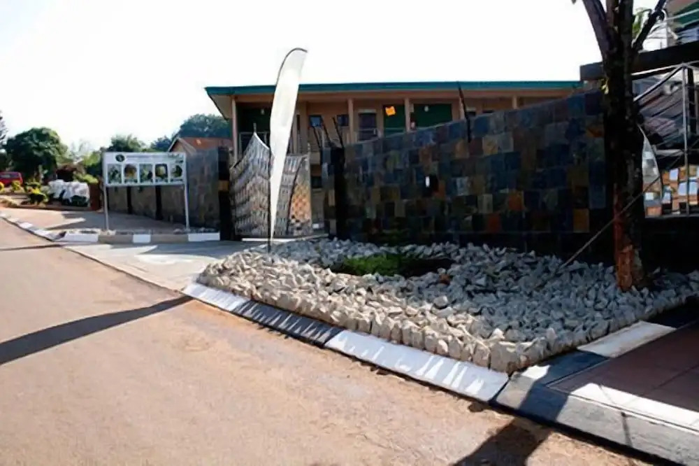 Vhafamadi Bed and Breakfast