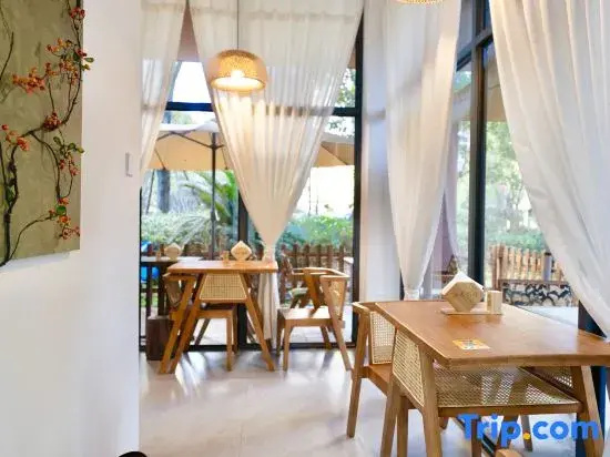 Chuxiong Romantic Time Homestay (Yiren Ancient Town)