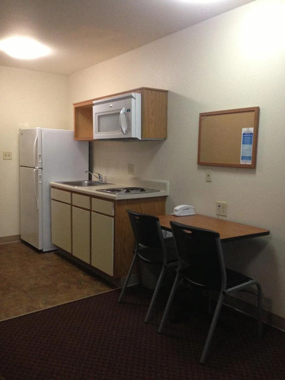 Inland Suites Elvis