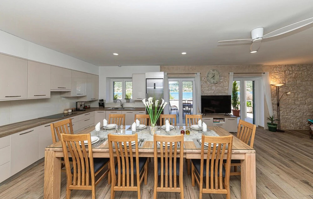 Awesome Home In Vinisce