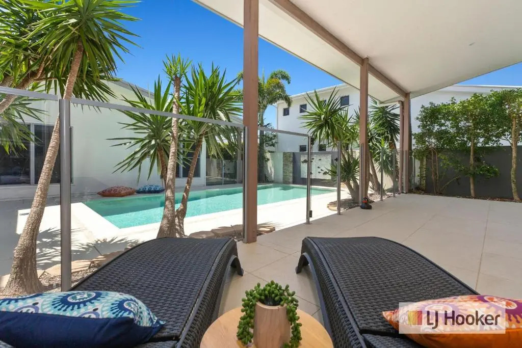 Splash House at Kingscliff - Pet Friendly with Pool