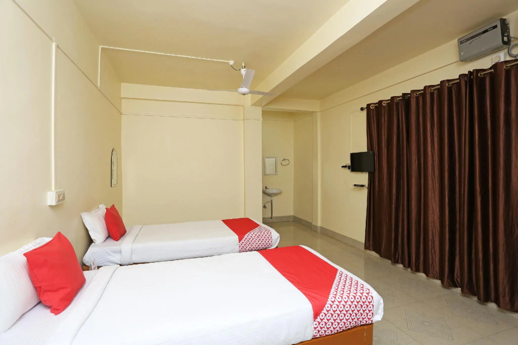 OYO Flagship 41355 Shree Krishna Guest House