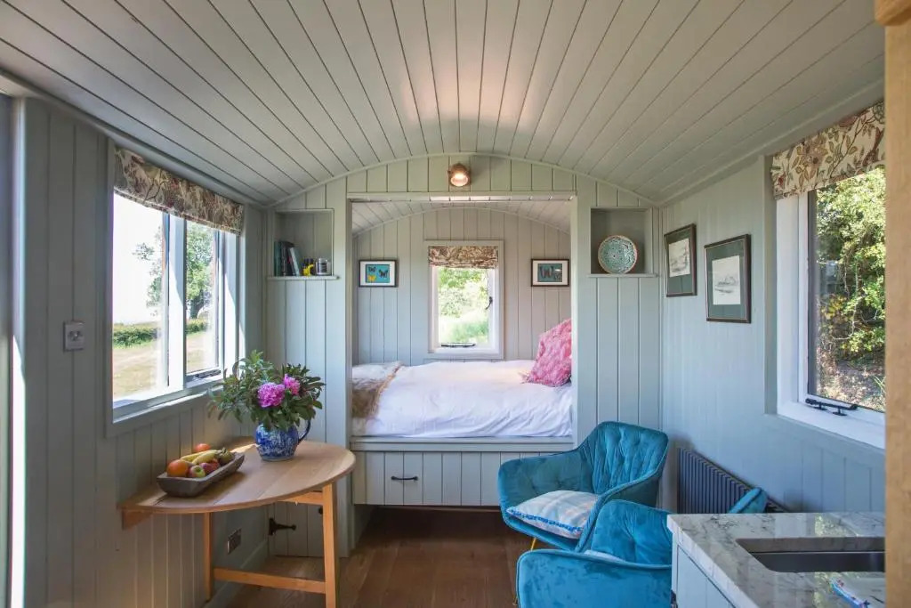 Little Idyll shepherds hut