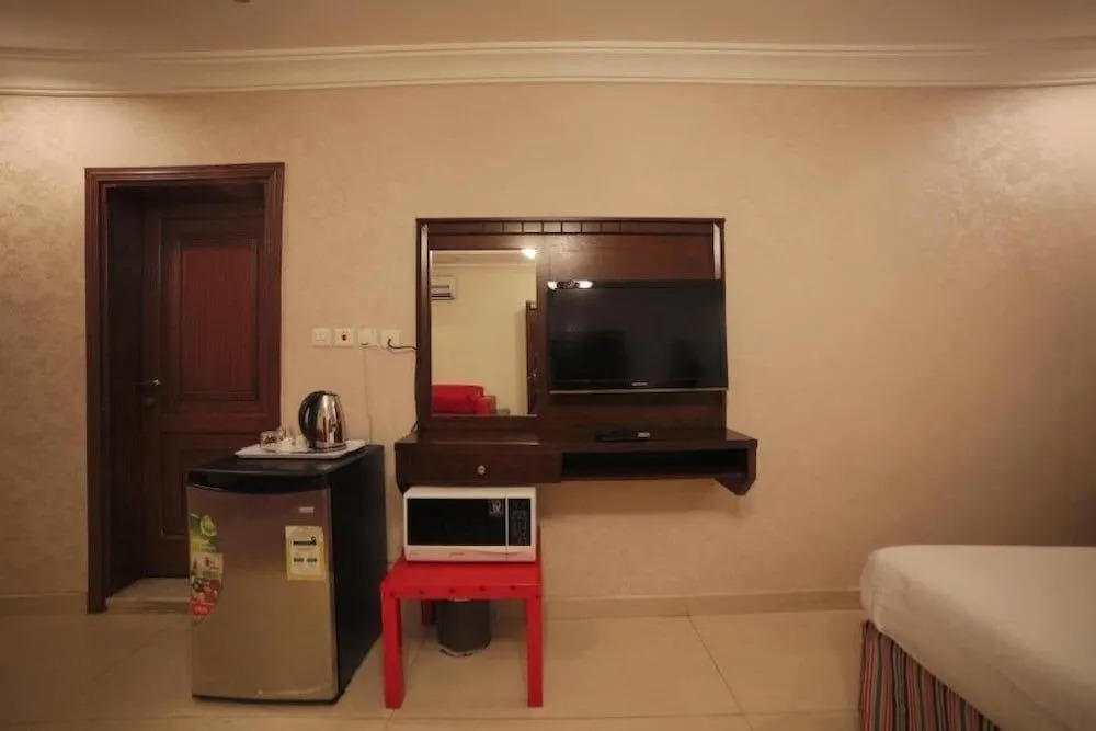 Qasr Al Balood Hotel Apartments 2