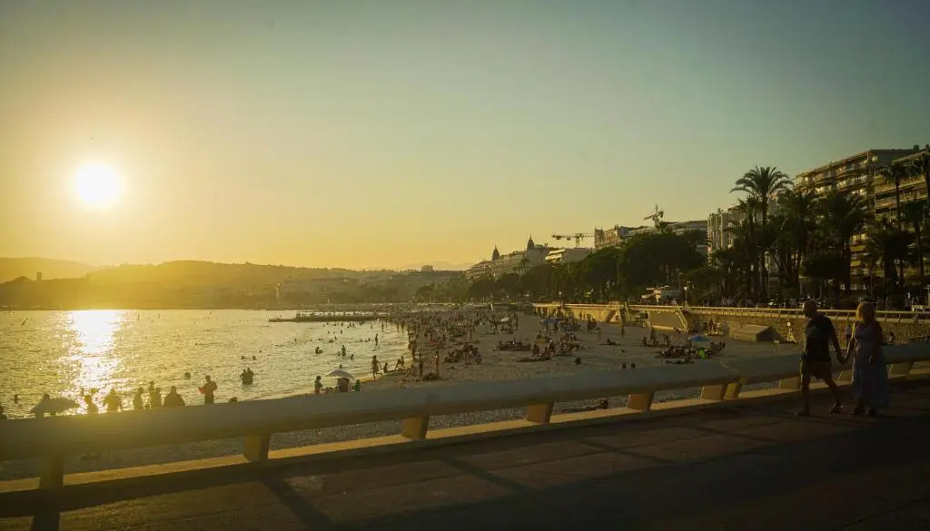 Blvd De La Croisette 82A, Cannes, La Réale