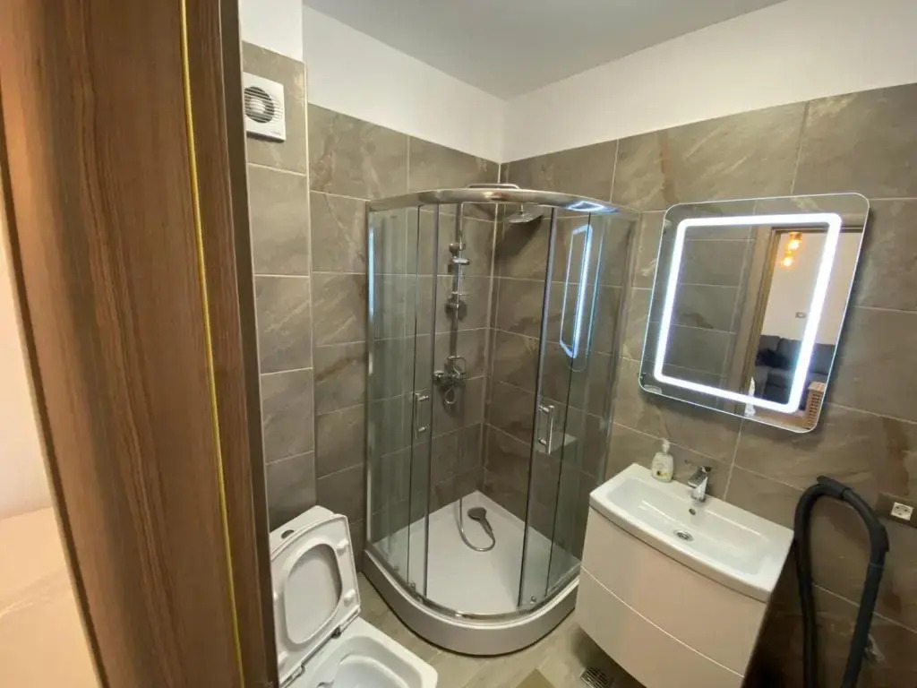 Alezzi Holiday Apartment 13 G