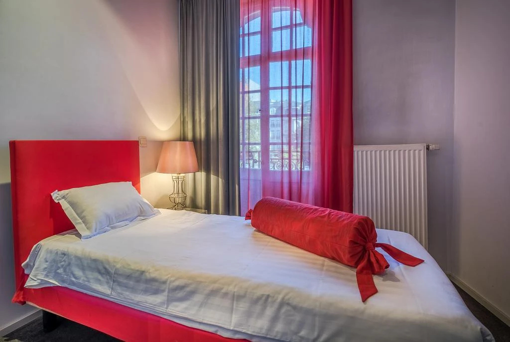 Monty Small Design Hotel