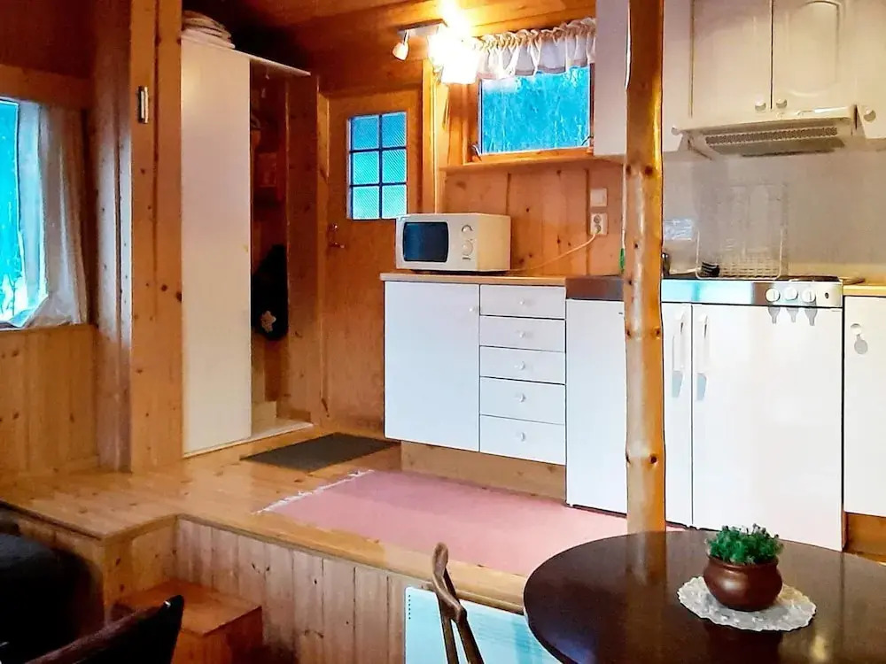 5 person holiday home in Straumsbukta