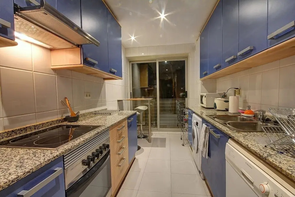 1337 R1 Single Room in a Profesionals Flat Shared
