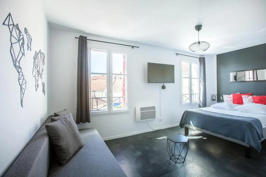 Disneyland Paris New Studio Suite Design