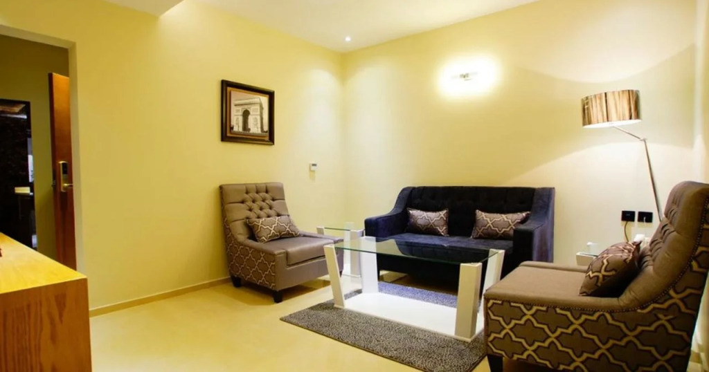 Al Muhaidb Residence Al Takhasossi 1 - Economic