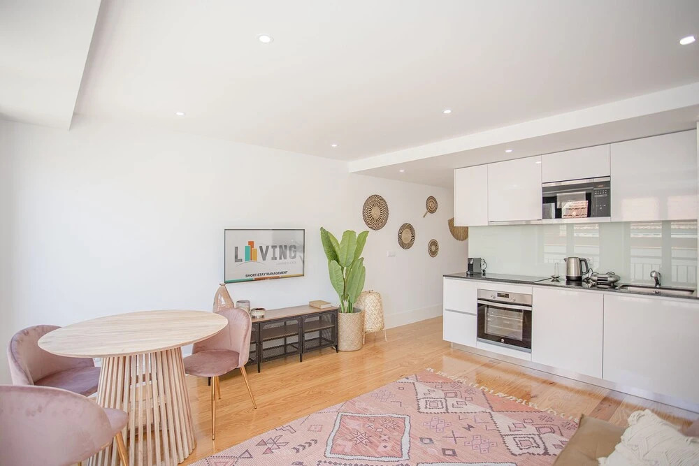 Liiiving - Flores Design Experience 4.5