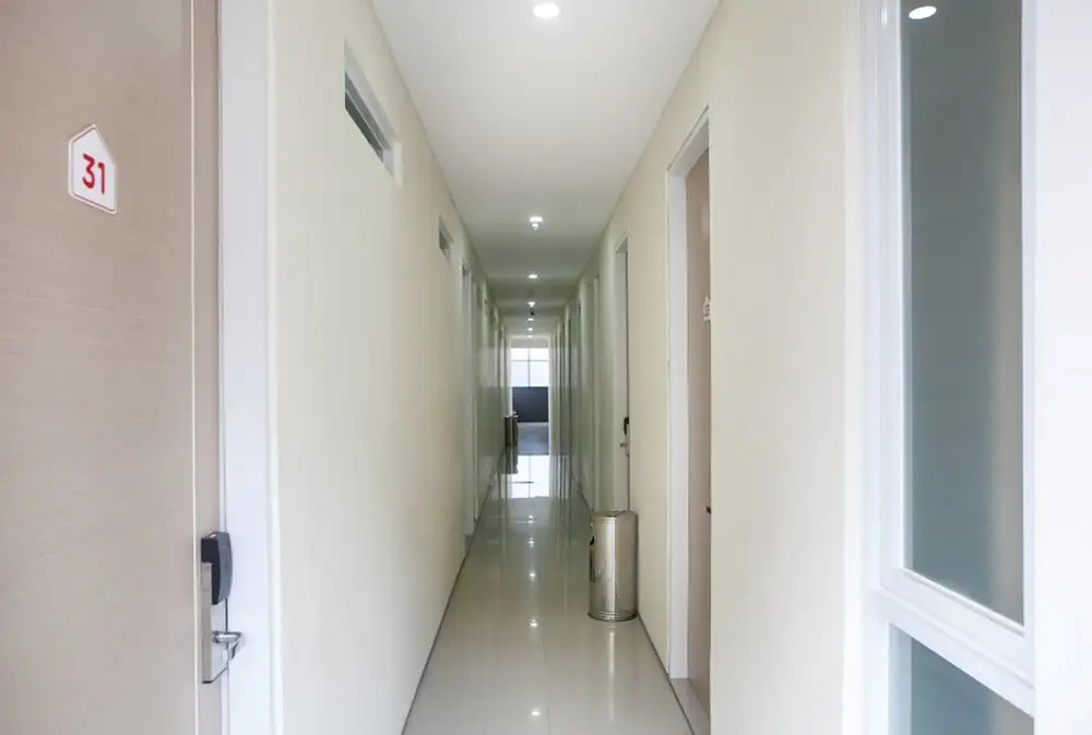 RedDoorz near Maranatha University 3