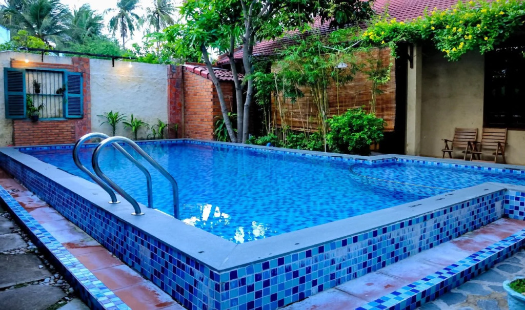 Chao Hotel