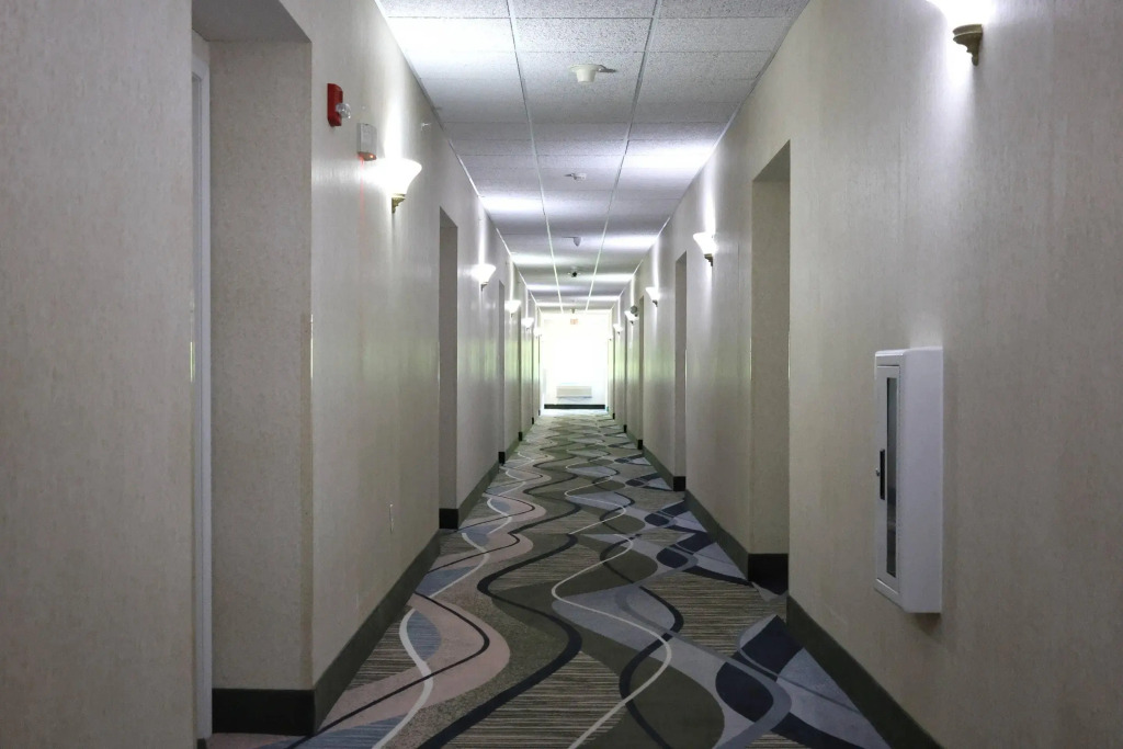 MainStay Suites Madison Airport