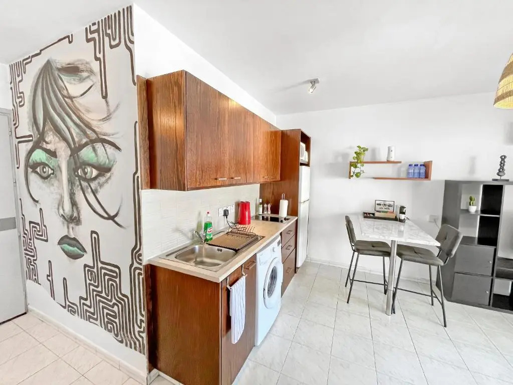 2BR Seaview Penthouse in center