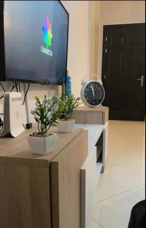 Appartement Moderne o6 3 7 7o 23 36