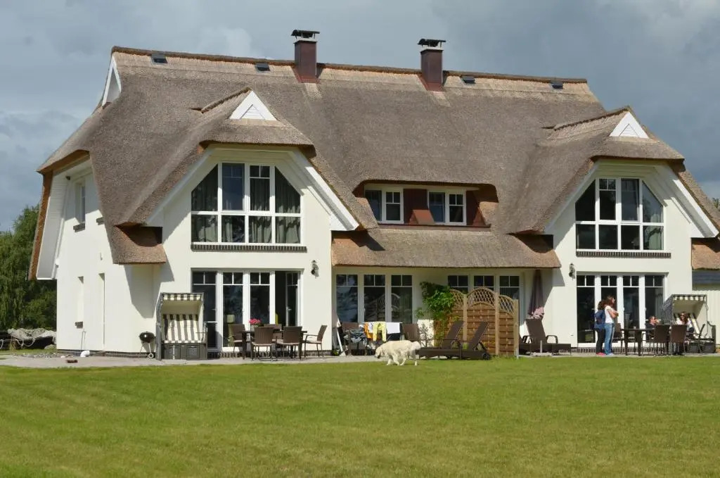 Reethus am Strand - Haushälfte 2 mit Kamin, Sauna