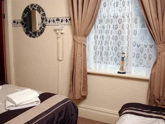 Shepperton Hotel