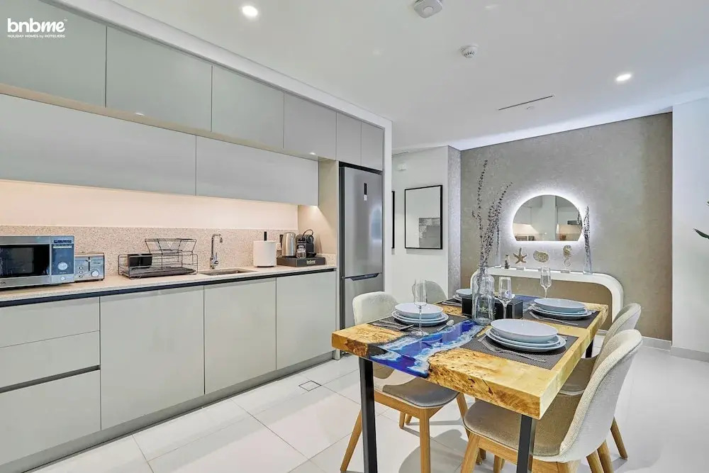 bnbme | Marina Vista Tower | 1 BDR