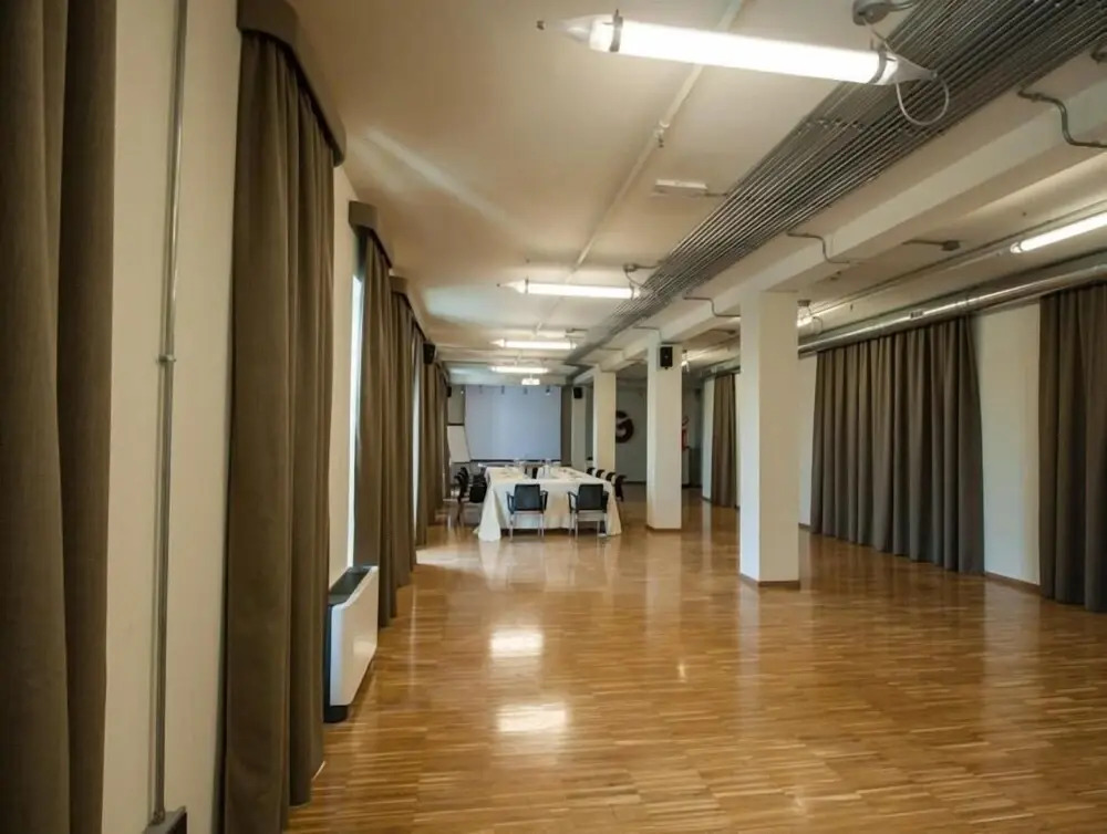 EKK Hotel