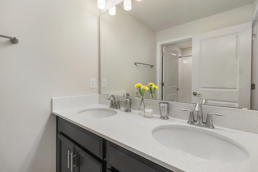 4 Bedrooms 3 Bathrooms Champions Gate 8967 Sd