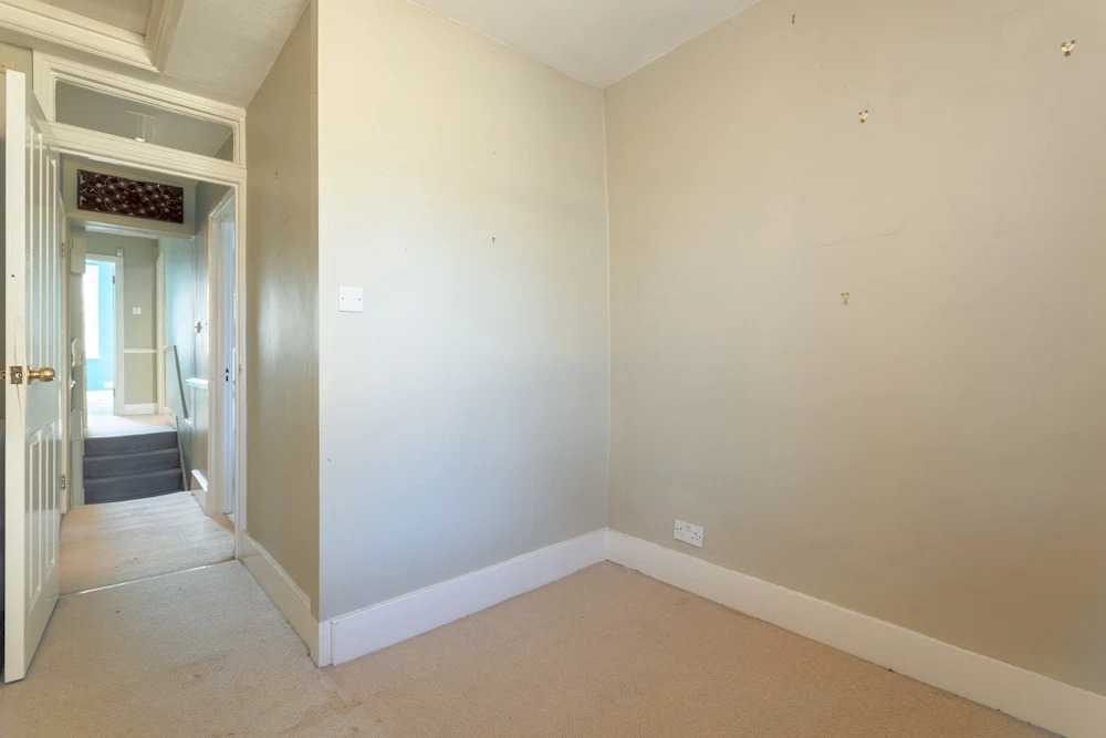 3 Bedroom Family Home in Shepherds Bush