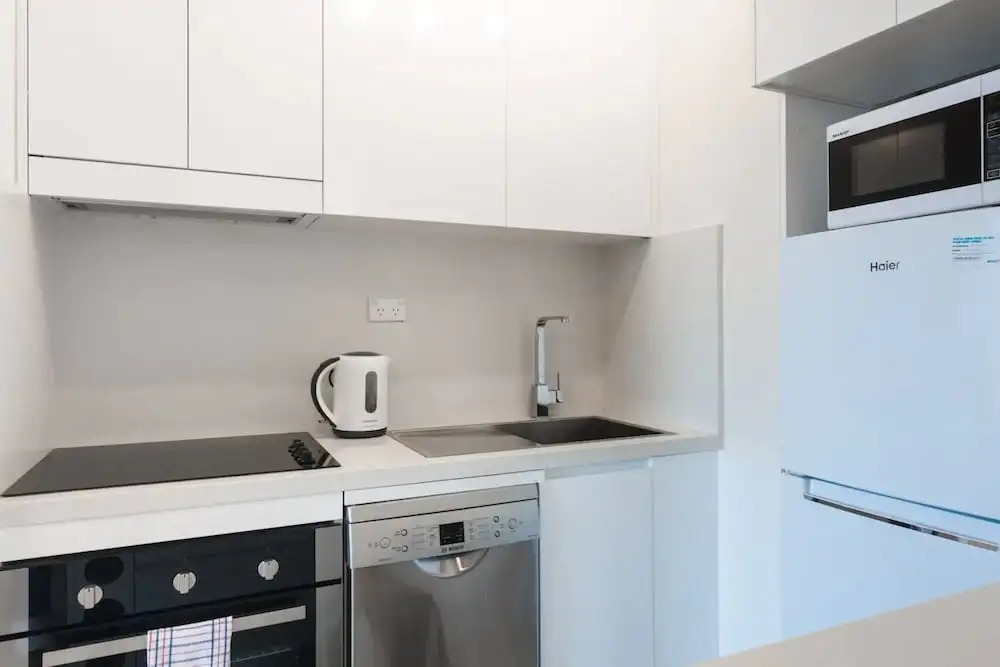 New Modern Apartment in Central Location