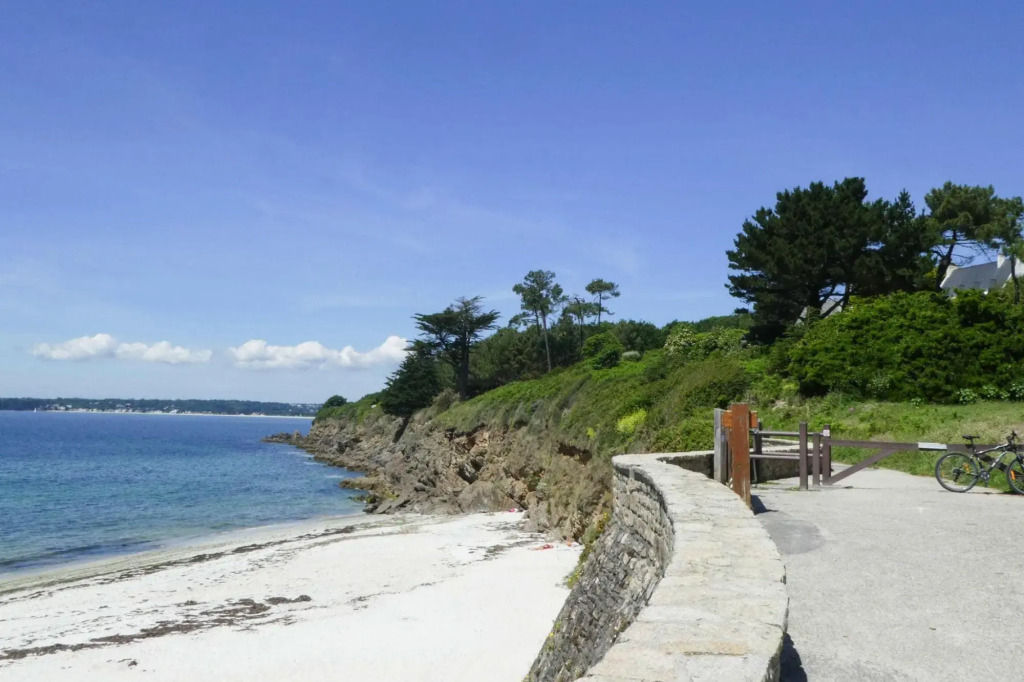 Apartment in Concarneau Near Seafront