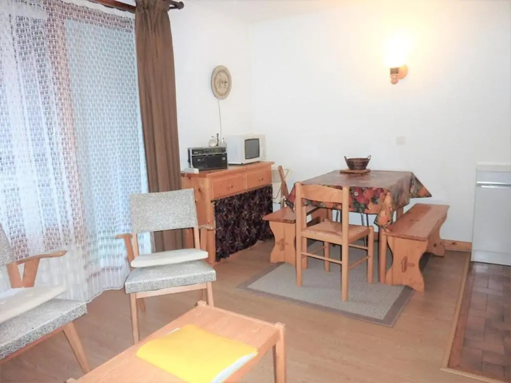 Appartement Saint-Jean-d'Aulps, 1 pièce, 4 personnes - FR-1-573-64