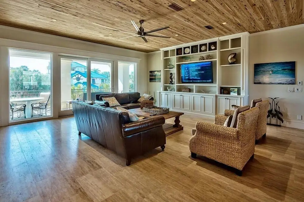 Big House by the Sea 8 Bedroom Holiday Home by Five Star Properties